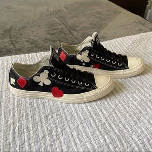 Converse - Car Suits ♥️♣️♦️♠️